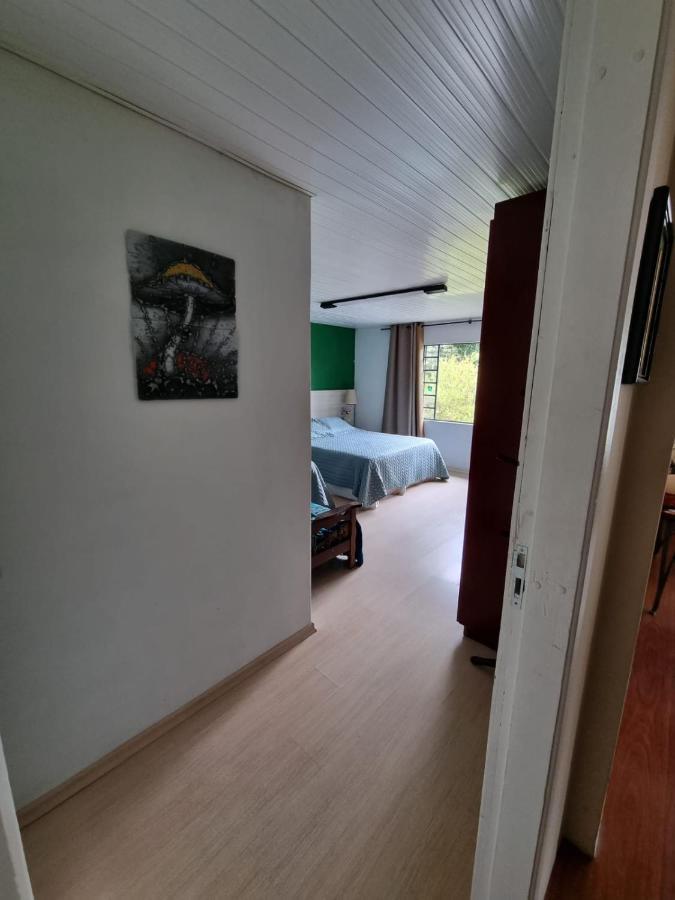 Casa Klos - Quartos Amplos クリチバ エクステリア 写真